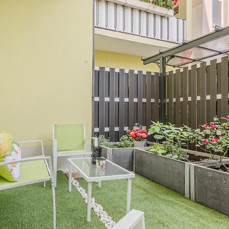 Humboldt Moments - Nahe Bahnhof, Terrasse, Parkplaetze An Der Strasse, Familien *